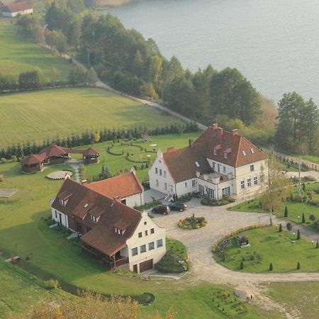 Gosciniec Rycerski Bed & Breakfast Paprotki ภายนอก รูปภาพ