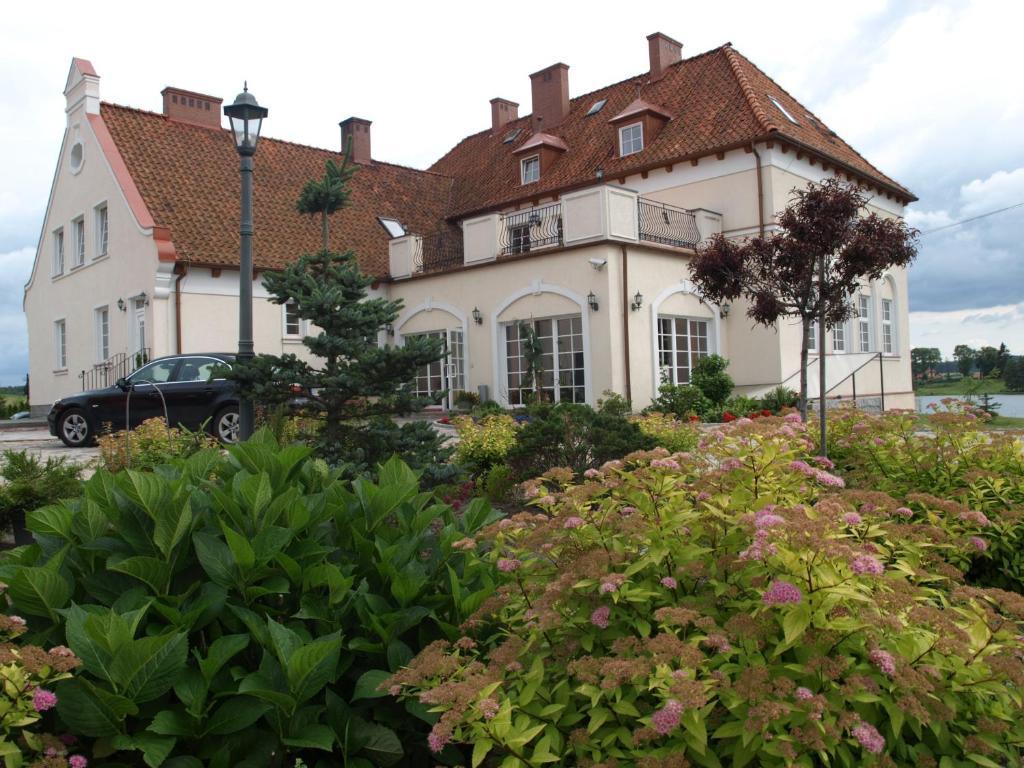 Gosciniec Rycerski Bed & Breakfast Paprotki ภายนอก รูปภาพ