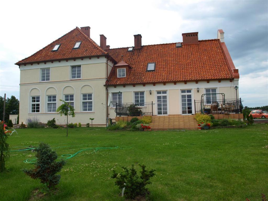 Gosciniec Rycerski Bed & Breakfast Paprotki ภายนอก รูปภาพ