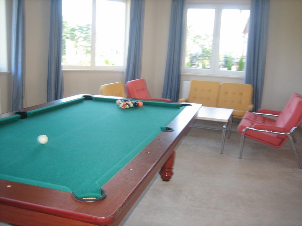 Gosciniec Rycerski Bed & Breakfast Paprotki ภายนอก รูปภาพ